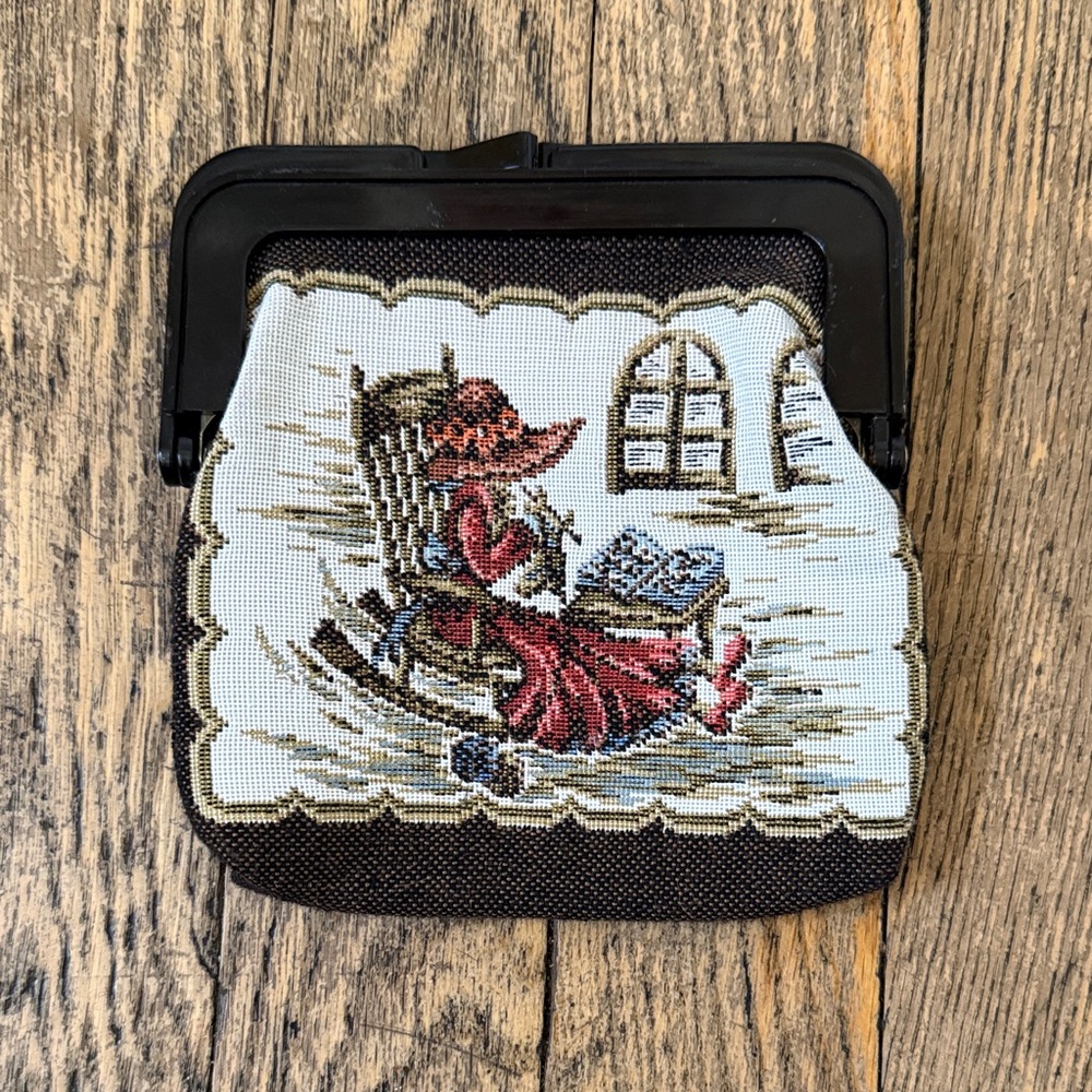 Vintage Cottagecore Coin Purse with Knitter and Snap Closure Grandmacore